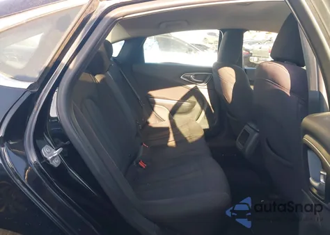 2015 Chrysler 200 Limited из США, поврежденный, VIN 1C3CCCAB8FN729529